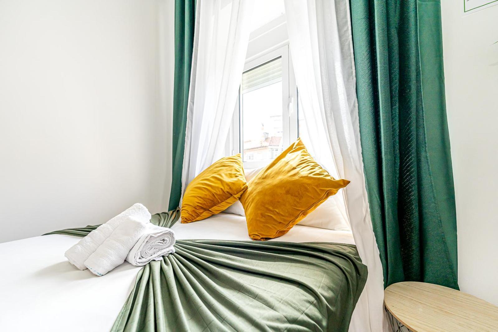 April Square By Lisbon With Sintra Hotel Amadora Luaran gambar