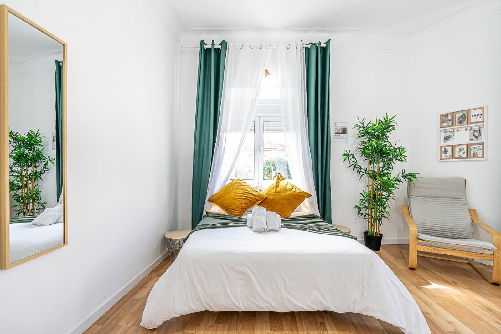 April Square By Lisbon With Sintra Hotel Amadora Luaran gambar