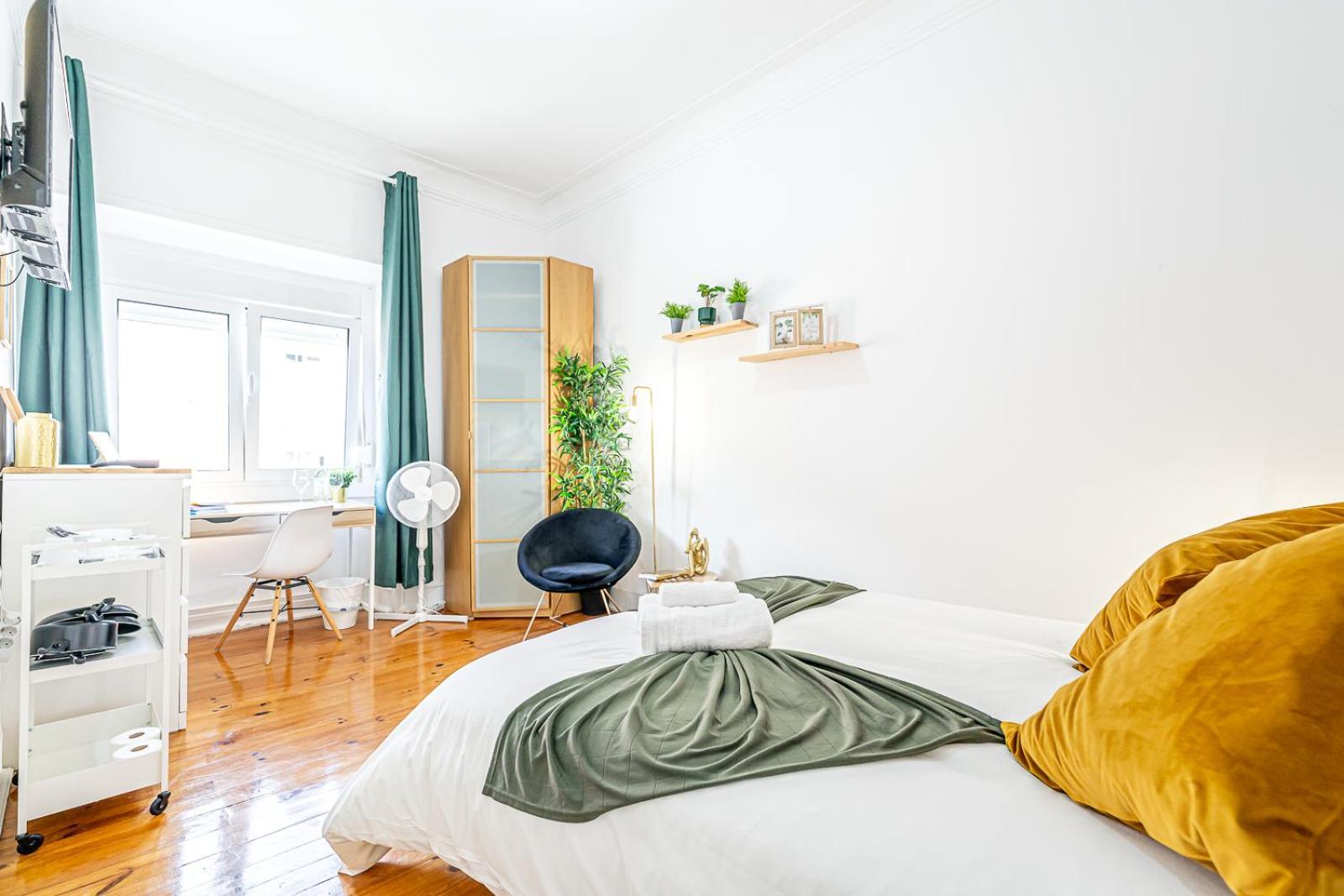 April Square By Lisbon With Sintra Hotel Amadora Luaran gambar