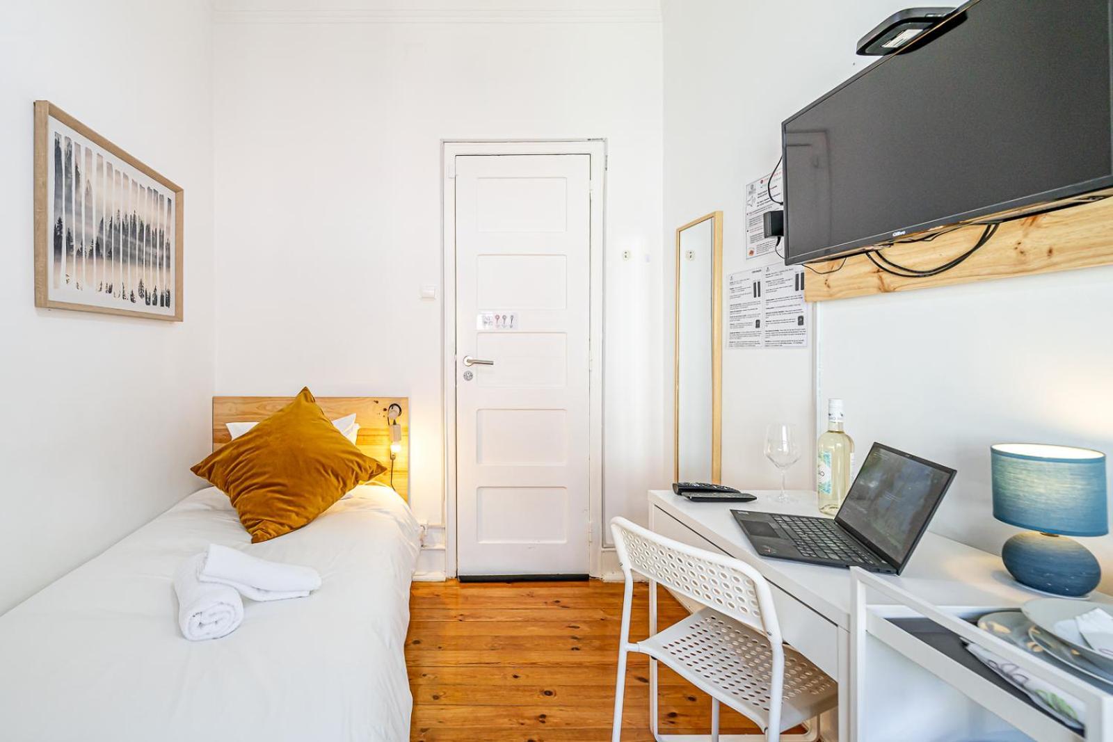 April Square By Lisbon With Sintra Hotel Amadora Luaran gambar