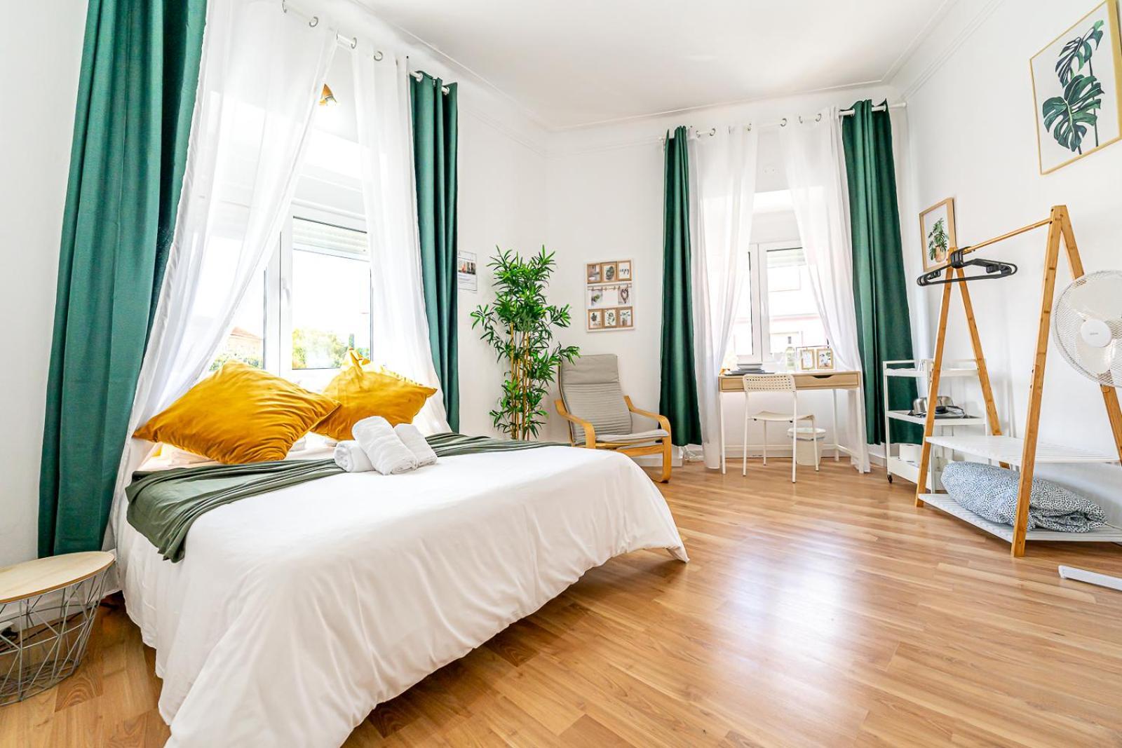 April Square By Lisbon With Sintra Hotel Amadora Luaran gambar